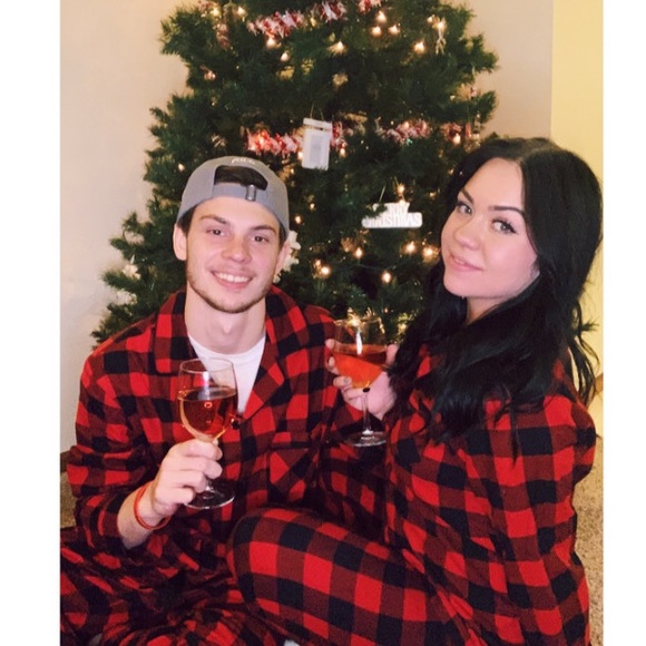 Meet your Posher, Dennis - Picture 1 of 1